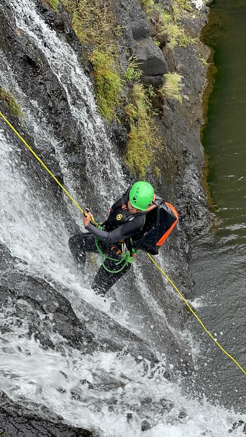 Abseiling/Canyoning - Abseiling Beside the Waterfalls