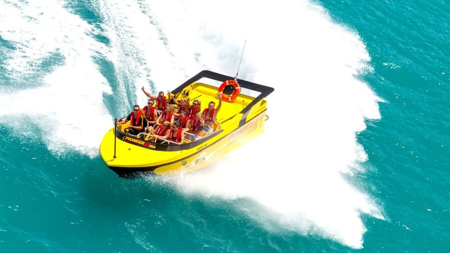 Airlie Beach: 30-Minute Jet Boat Ride - How wet and rough is the ride?