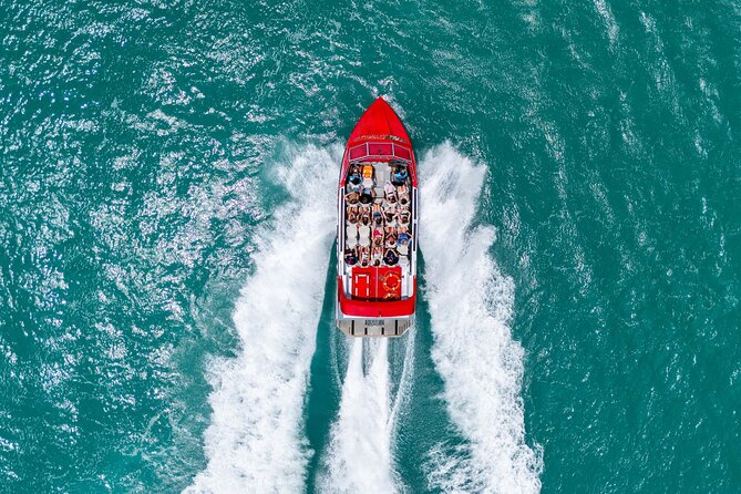 Airlie Beach Jet Boat Thrill Ride - Getting wet is part of the ticket