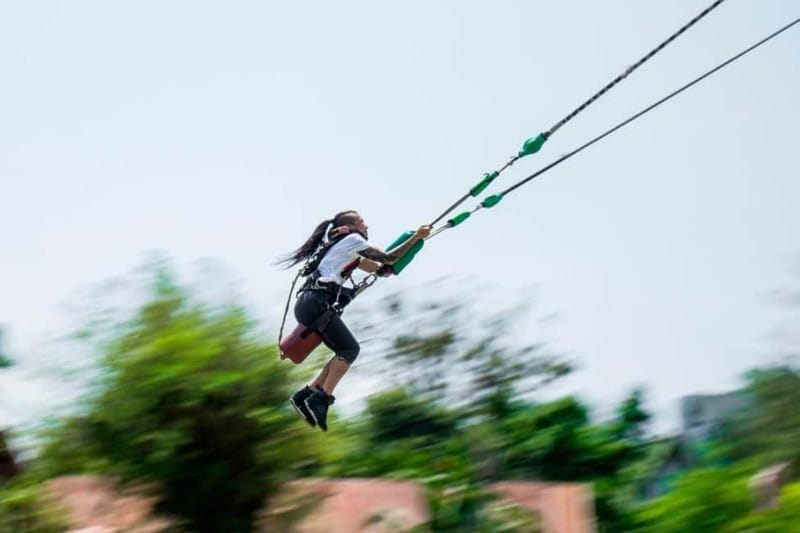 Alanya: Human Slingshot (Reverse Bungee, Catapult Bungee) - Getting strapped into the reverse bungee