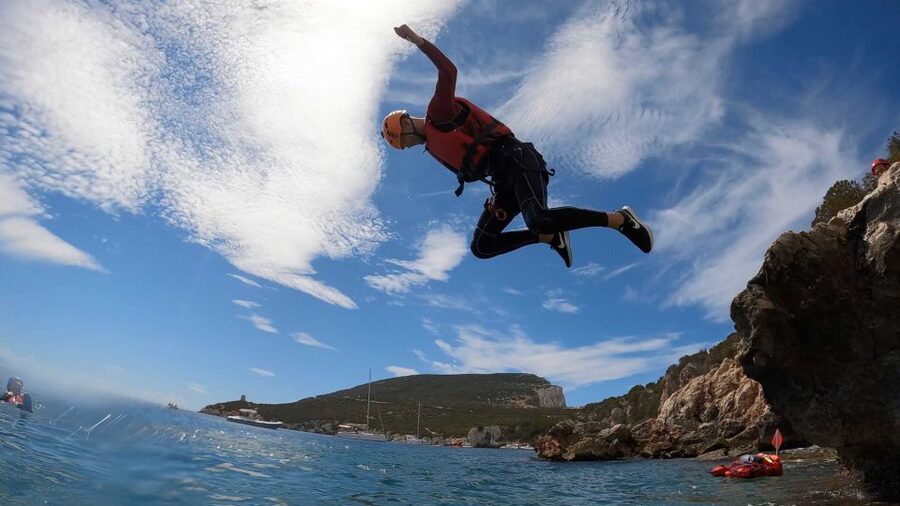 Alghero: Coasteering at Cala Dragunara in Porto Conte Park - Who should book this Capo Caccia outing?