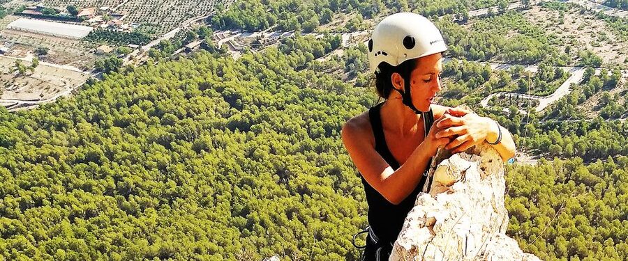 Alicante: Via Ferrata del Ponoig Guided Trek and Climb - Learning the basics before the real ascent