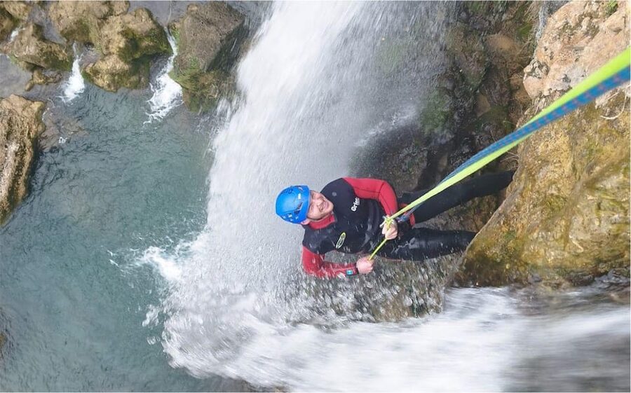 Alicante: Water Canyoning in Gorgo de la Escalera Ravine - The safety briefing and equipment check