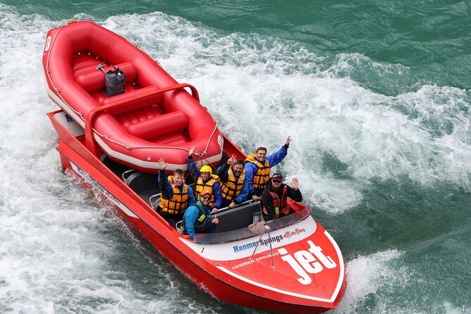 Amuri Adventure Jet Boating in Hanmer Springs - The Hamilton spin and the best moments for photos