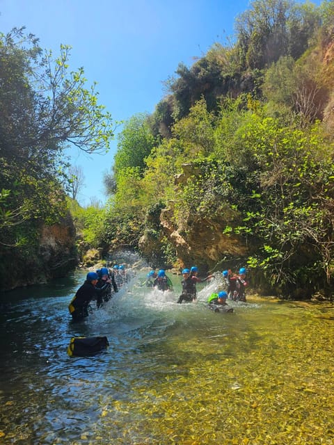 Anna: Gorgo de la Escalera Water Canyoning - The 25-meter waterfall rappel