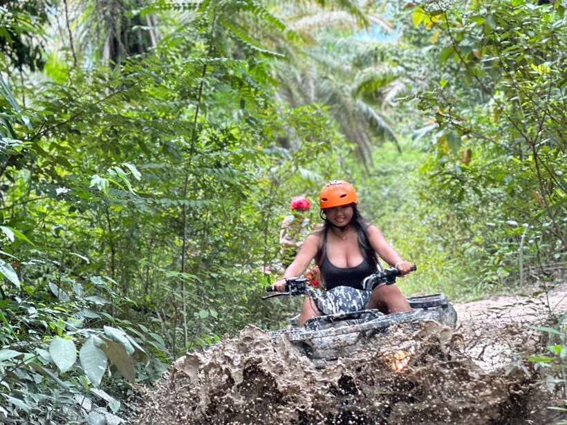 Ao Nang: Krabi kayaking and and ATV Extreme - Leaving Ao Nang by tuk tuk