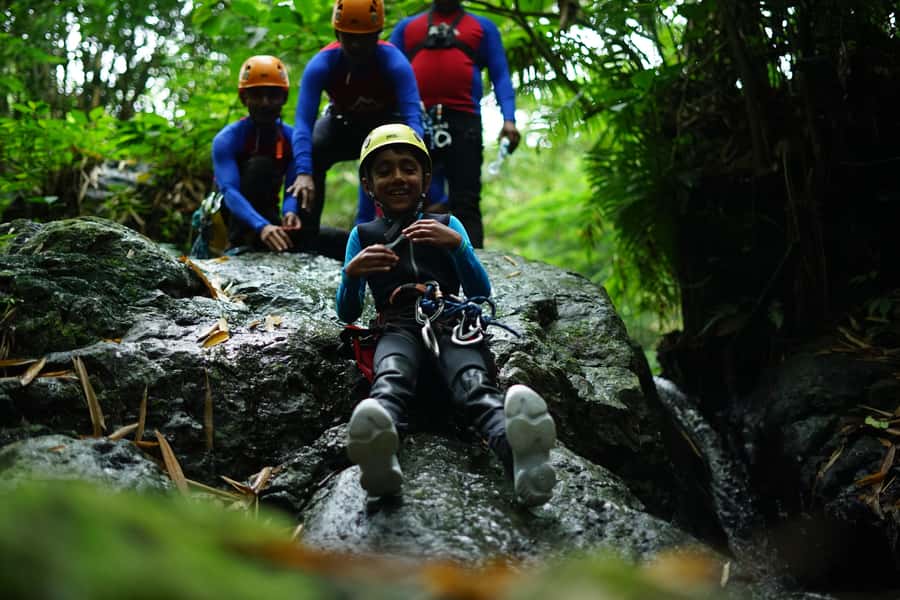 Bali: Gitgit Canyon Canyoning Trip with Breakfast and Lunch - Breakfast at the basecamp before the ropes come out