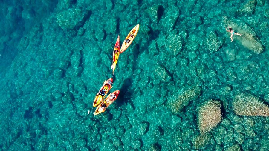 Barcelona: Costa Brava Kayak, Snorkel & Cliff Jump & Lunch - Safety briefing before the kayaks