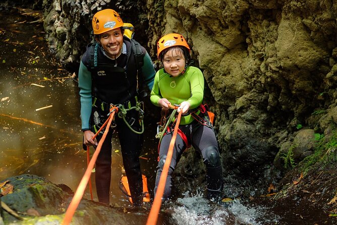 Beginner canyoning trip in Bali "Egar canyon " - Walking through jungle to the canyon entrance