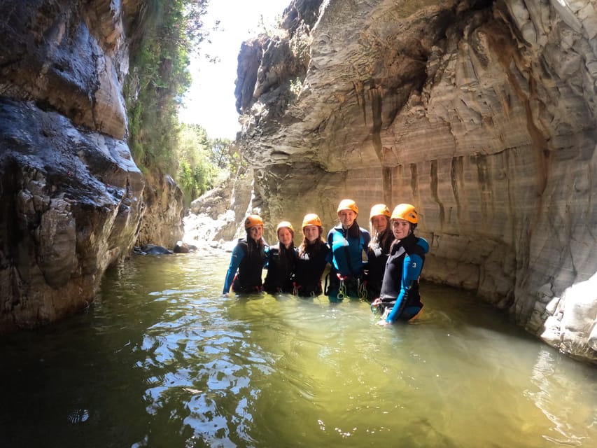 Benahavís: Canyoning Guided Tour at Guadalmina River - Learning rappelling without taking a technical course