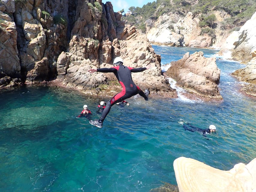 Blanes: Coasteering - the best coasteering in costa Brava - What coasteering in Blanes is really like
