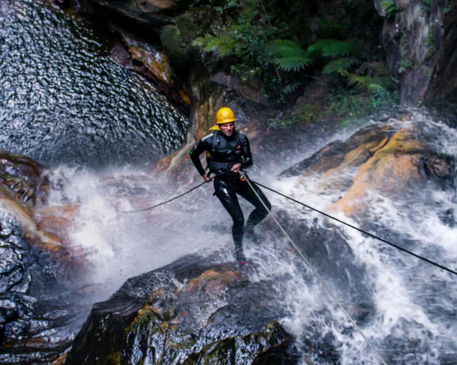 Blue Mountains: Abseiling and Canyoning Experience - The lunch break and the practical details