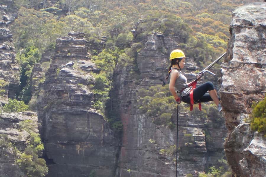 Blue Mountains: Spectacular Half Day Abseiling Adventure - Who should book this adventure