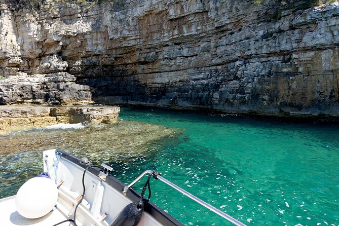 BOAT & KAYAK! Sea Adventure - Snorkeling & Cliff Jumps - The canyon, rocky passages, and sea cave