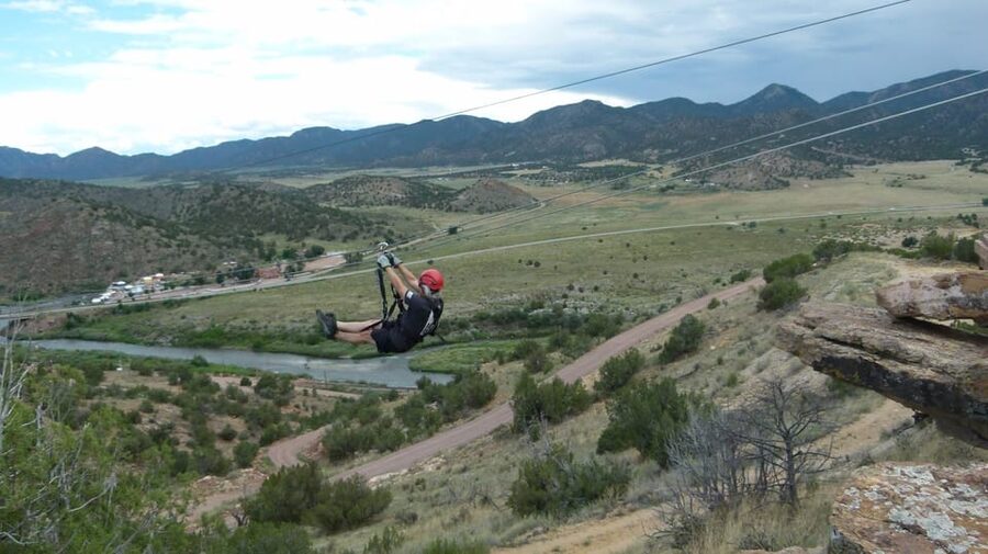 Cañon City: Royal Gorge 11-Line Extreme Zipline Experience - The physical demands are easy to underestimate