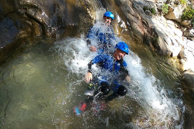 Canyoning Adventure Rio Verde in Granada - Who should book this Rio Verde day?