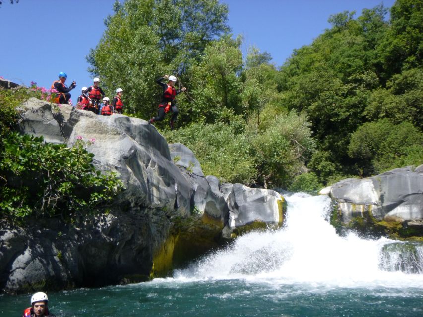 Canyoning and bodyrafting in the Alcantara River - Who should book this Alcantara outing?