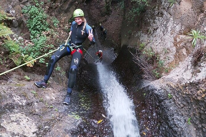 Canyoning Experience in Gran Canaria (Cernícalos canyon) - Miguel and Victor set the tone