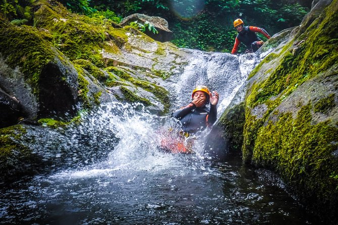 Canyoning Experience in Ribeira dos Caldeirões Sao Miguel -Azores - What happens before you reach the canyon