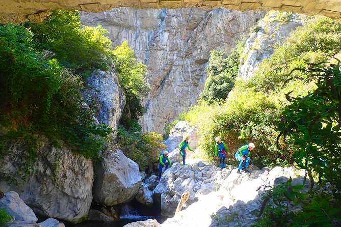 Canyoning "Family-Fun" - family friendly Canyoningtour - Free photographs that capture the family effort