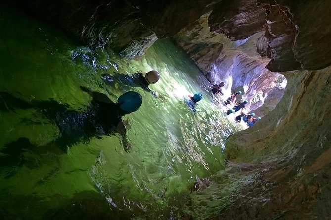 Canyoning Gorge Descent, river walk in Benahavis. - Benahavís at 9:30 am: the day starts with a short plan