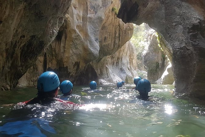 Canyoning Gorge Descent, river walk in Benahavis. - Who should book this Benahavís canyoning trip?