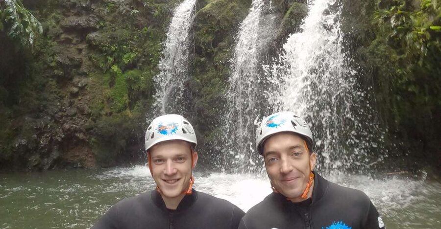 Canyoning in Ribeira dos Caldeirões - Starting at Ribeira dos Caldeirões