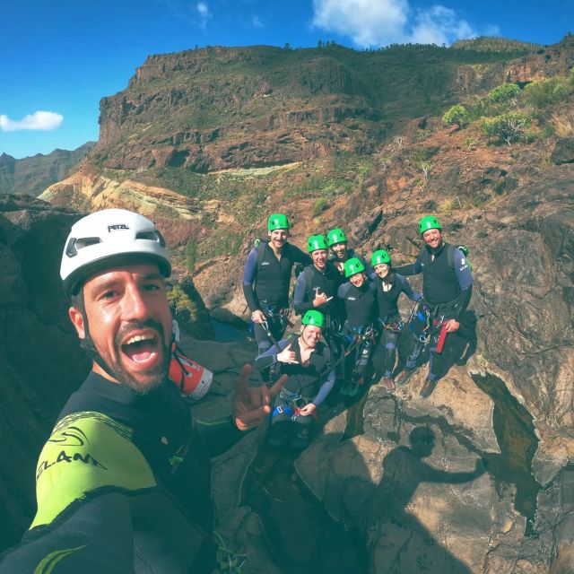 Canyoning in the Rainbow Mountain Gran Canaria - The 35-minute uphill approach