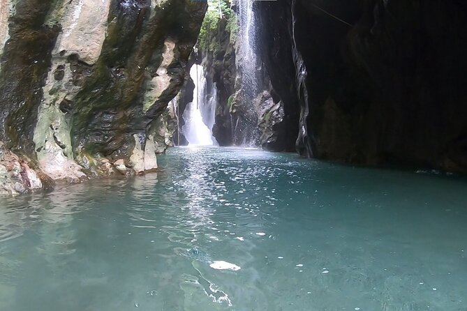 Canyoning in the water - Kourtaliotiko Gorge - Arriving beneath Kourtaliotiko Gorge