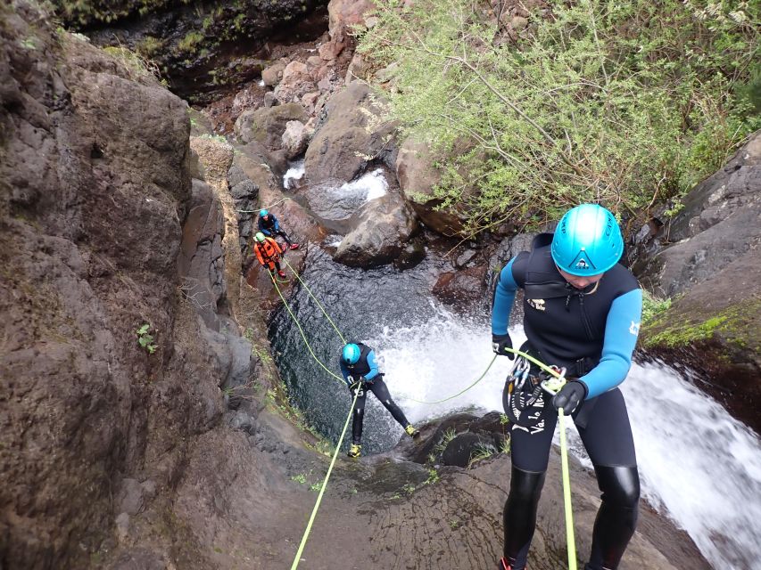 Canyoning Level 2 - Ribeira do Cidrão- Madeira Island - Why Curral das Freiras makes a fine canyoning setting