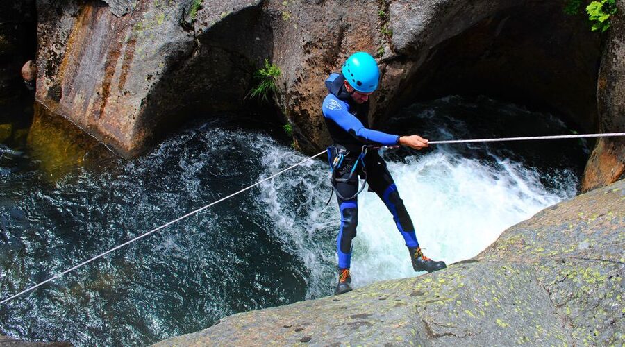 Castro Laboreiro: Water Canyoning Tour - Waterfall rappels add the sense of adventure