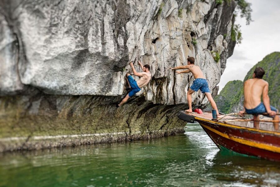 Cat Ba: Advanced Rock Climbing & Cliff Jumping Boat Tour - The late schedule and sunset return