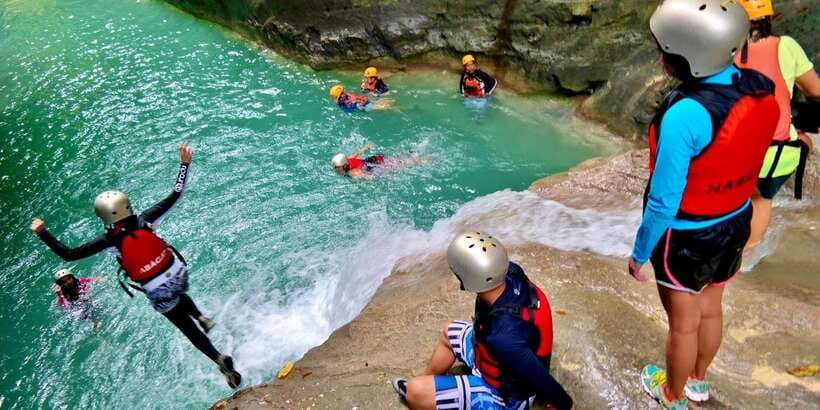 Cebu: Kawasan Falls Canyoneering & Cliff Jump Private Tour - Three hours of water, rock, and cliff jumps