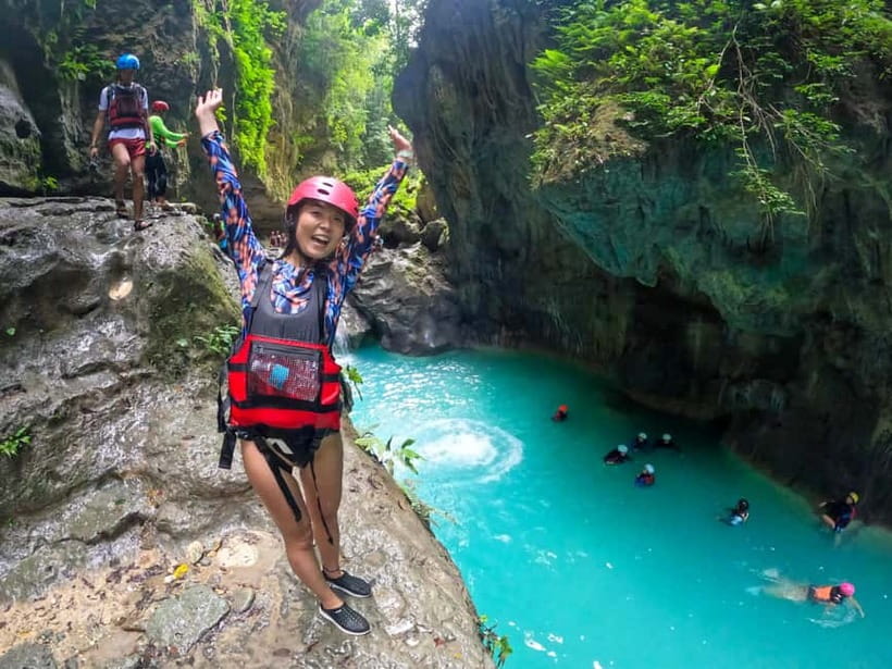 Cebu: Whale Shark Snorkeling & Kawasan Canyoning Tour - Meeting the whale sharks at Oslob