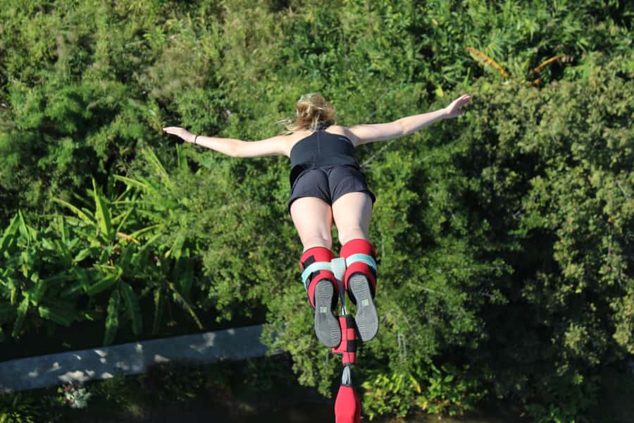 Chiang Mai: Bungy Jumping Adventure - Climbing to the platform above the lagoon