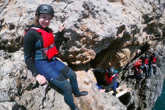 Coasteering Adventure with Snorkeling - André’s guiding style and group size