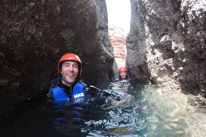 Coasteering Geopark Adventure In Torquay - Bouldering and climbing along the rock