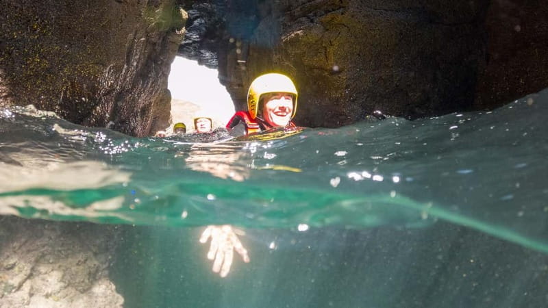 Cornwall: Coasteering & Cliff Jumping Adventure - The first rocks and short swims