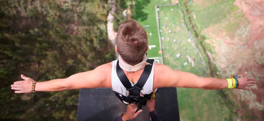 Cusco: Bungee Jump and Slingshot Combo Adventure - The 125-meter bungee jump