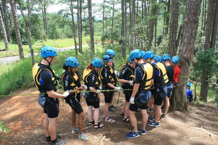 Dalat canyoning tour - Swimming Beneath the 30-Meter Waterfall