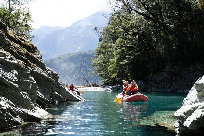 Dart River Canoe and Jet Boat Experience from Queenstown - Picnic lunch beside the Dart River