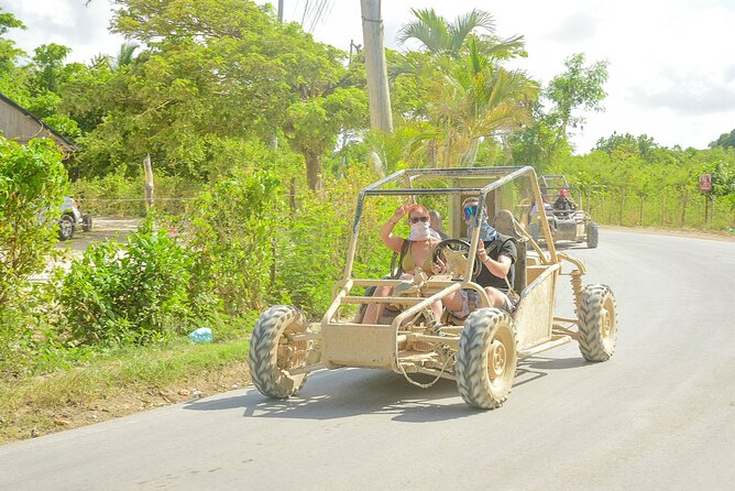 Extreme Buggies Adventure in Punta Cana - Macao Beach: beautiful water, busy selling