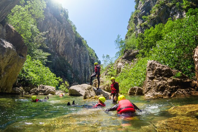 Extreme Canyoning on Cetina River from Split or Šestanovac - What makes the guides important