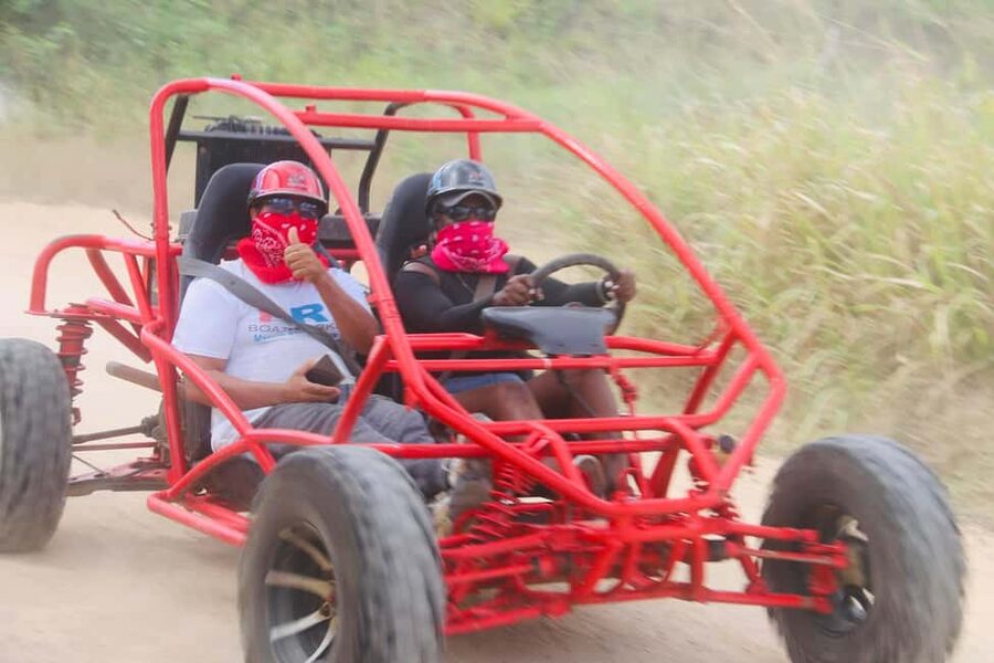 Extreme Dune Adventure Buggy Bayahibe Beach & River - What to wear and pack for a dusty day
