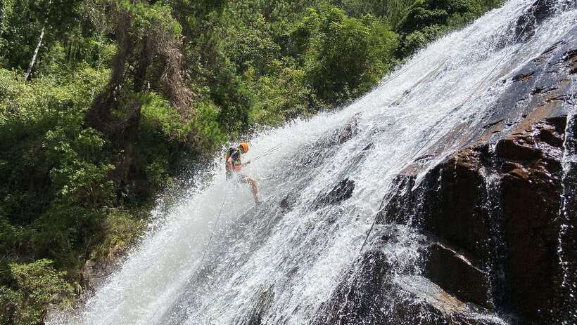 Extreme ZIPLINE 1500M & CANYONING in DA LAT - Safety, clothing, and practical preparation