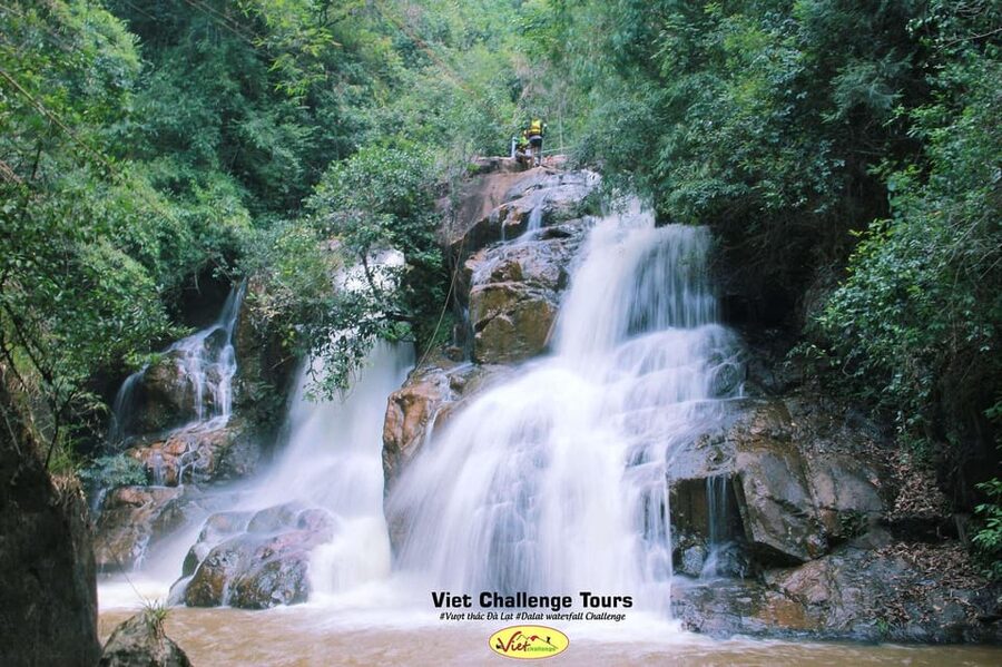 Extreme ZIPLINE 1500M & CANYONING in DA LAT - The 25-meter waterfall station