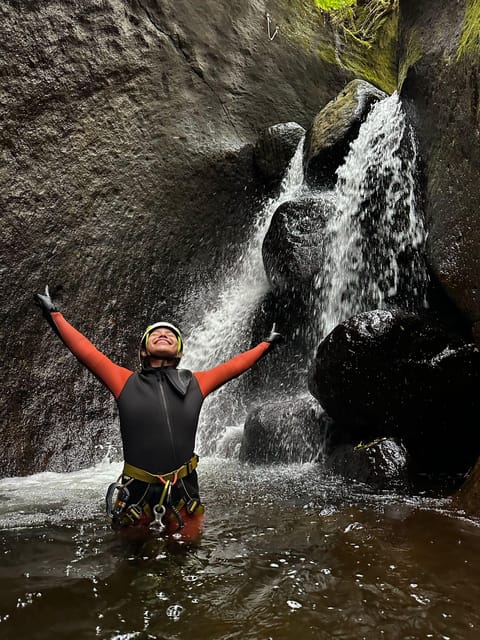 Flores: Canyoning with a Guide and Snack - Ilhéus Inferior - The main strengths and the small drawbacks