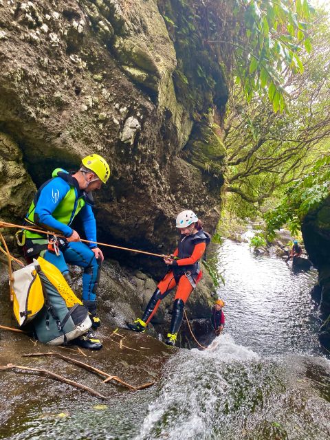 Flores: Canyoning with a Guide and Snack - Ilhéus Inferior - Six abseils, with the biggest at 18 metres