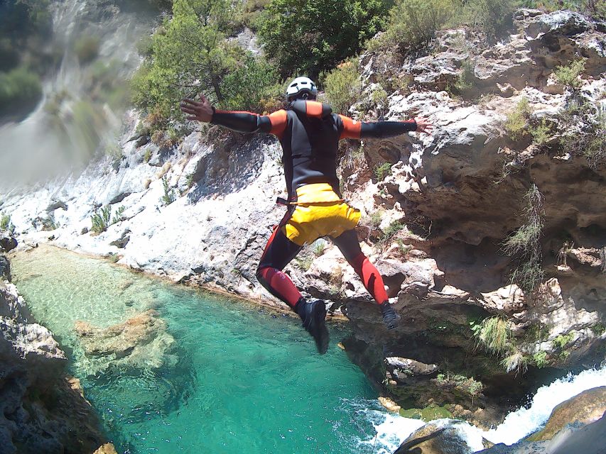 From Granada: Rio Verde Canyoning Tour - Guides can make or break the experience