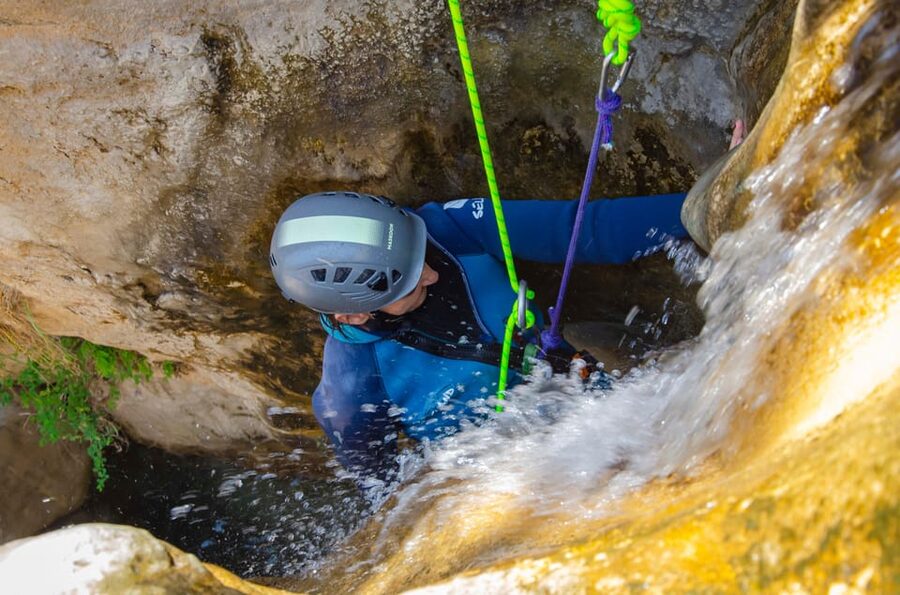 From Granada: Rio Verde Canyoning Tour with Lunch - Three hours in Rio Verde